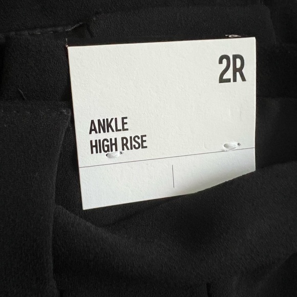 Express ankle high-rise paperbag dress pant, size 2R, new, tags attached - Picture 5 of 7